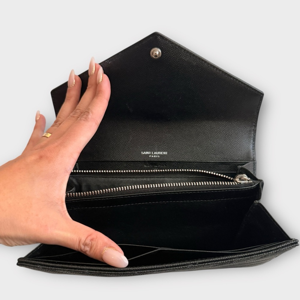 Saint Laurent YSL Grain de Poudre Wallet - ALL INCLUSIONS - Picture 10 of 16